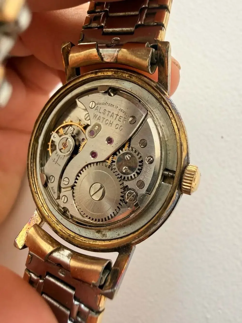 Alsta Superthin 17 Jewels Incabloc Swiss Made Gold-Tone Mechanical Dress Watch
